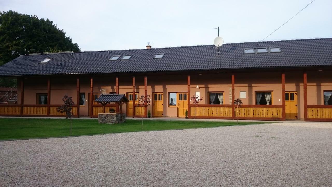 Penzion Vian Krasnohorska Dlha Luka Экстерьер фото